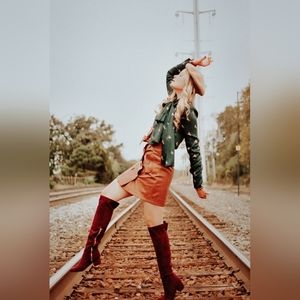 Artisan designer Women’s SKIRT Made in USA size M L Button denim 70s inspired.